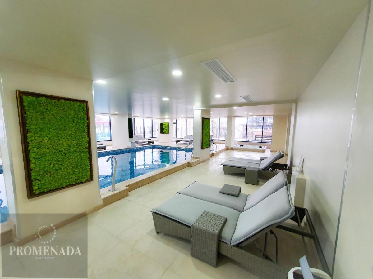 Coral Aparthotel Pool & Spa Mamaia Nord Navodari Bagian luar foto