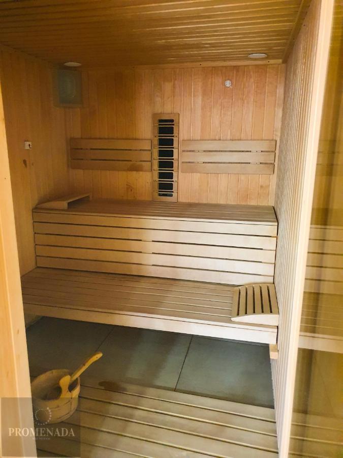 Coral Aparthotel Pool & Spa Mamaia Nord Navodari Bagian luar foto
