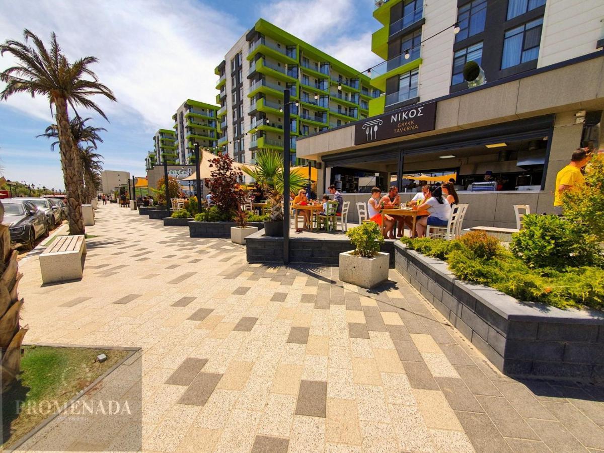 Coral Aparthotel Pool & Spa Mamaia Nord Navodari Bagian luar foto