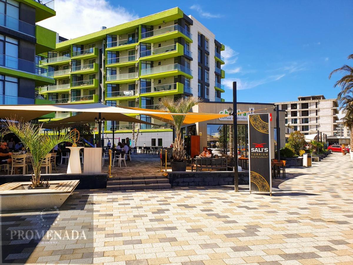 Coral Aparthotel Pool & Spa Mamaia Nord Navodari Bagian luar foto