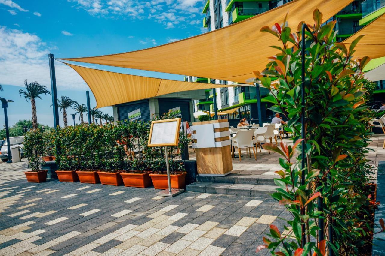 Coral Aparthotel Pool & Spa Mamaia Nord Navodari Bagian luar foto